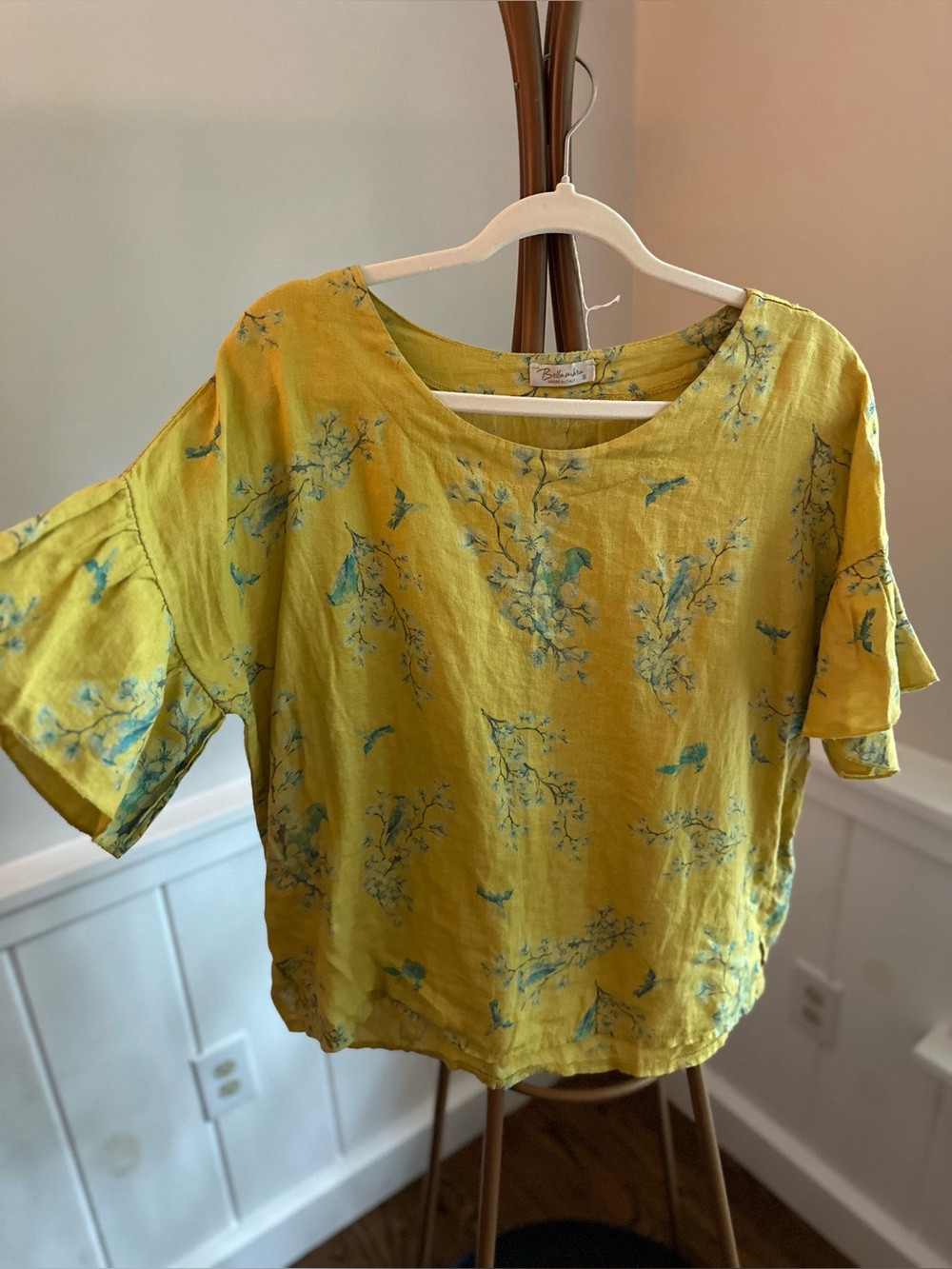Bellambia Linen Top